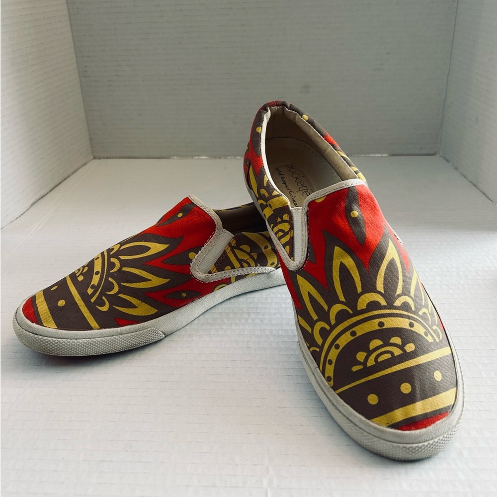 Bucket Feet Women’s Kiwi Sneakers
